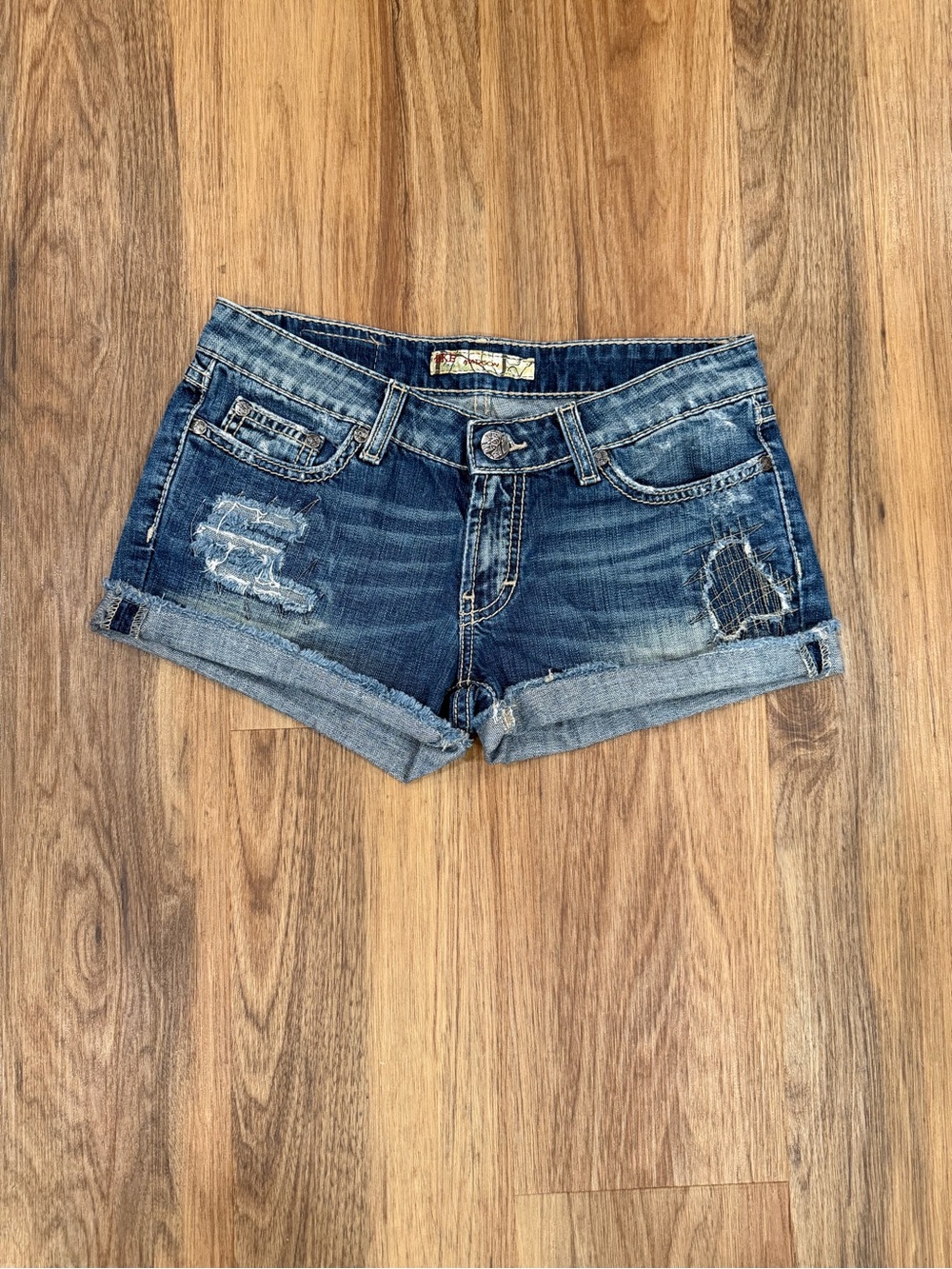 BKE Madison Distressed Cuffed Denim Shorts Size 26
